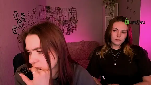 laurenmurrr online show from April 2026 09:39:02 AM
