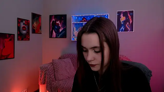 laurenmurrr online show from April 2026 12:31:01 PM