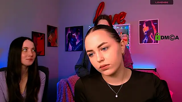 laurenmurrr online show from March 2026 01:10:02 PM