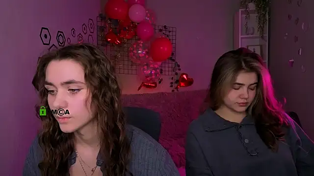 laurenmurrr online show from February 2026 11:10:02 AM