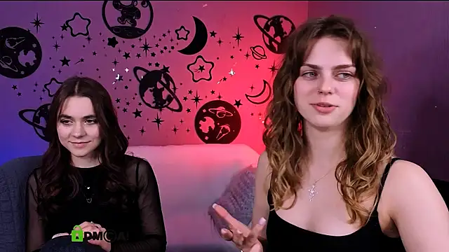 laurenmurrr online show from April 2026 11:02:01 AM