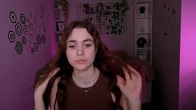 laurenmurrr online show from May 2026 11:24:01 AM