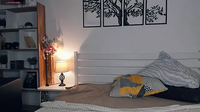 MalvinaTrafford online show from February 2026 09:45:01 PM