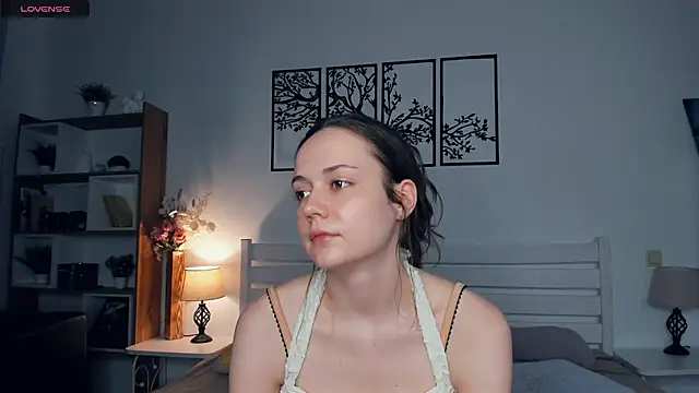 MalvinaTrafford online show from February 2026 08:11:02 PM