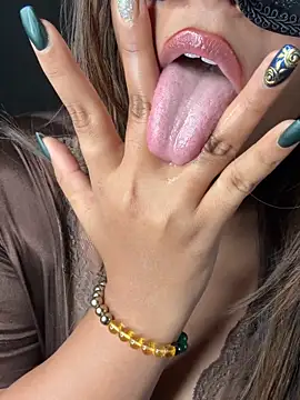 queen-panda online show from February 2026 09:36:01 PM