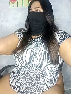 Cute G online show from April 2026 07:09:01 PM