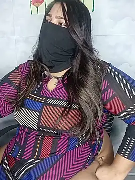 Cute G online show from May 2026 07:03:02 PM