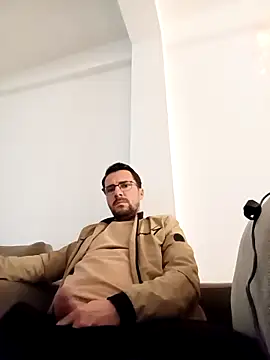 Snapshot of NatanCasad0 chatting on February 2026 08:12:02 AM NatanCasad0 online show from February 2026 08:12:02 AM