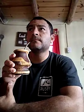 lio199010 online show from April 2026 03:40:02 PM