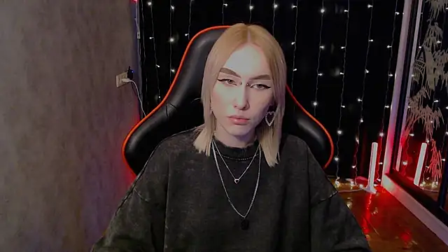 Snapshot of crybambi chatting on February 2026 05:35:01 AM crybambi online show from February 2026 05:35:01 AM