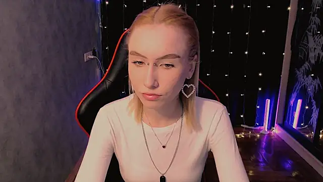 Snapshot of crybambi chatting on February 2026 07:08:01 AM crybambi online show from February 2026 07:08:01 AM