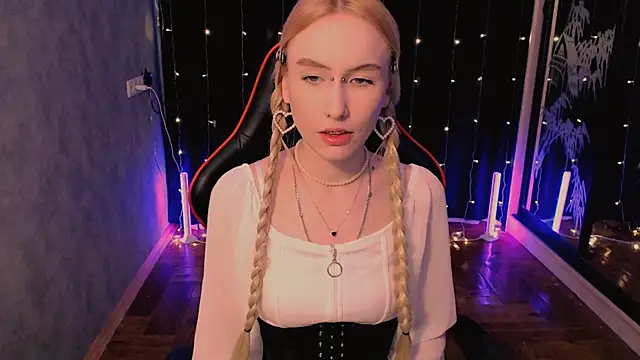 crybambi online show from March 2026 10:08:01 AM