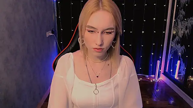 Snapshot of crybambi chatting on February 2026 07:17:02 AM crybambi online show from February 2026 07:17:02 AM