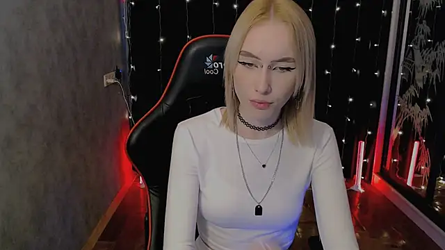 Snapshot of crybambi chatting on February 2026 07:04:01 AM crybambi online show from February 2026 07:04:01 AM