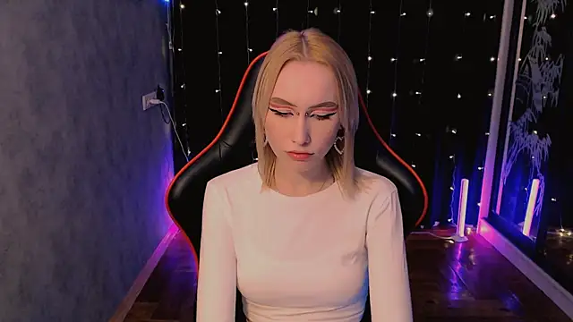 Snapshot of crybambi chatting on February 2026 08:14:01 AM crybambi online show from February 2026 08:14:01 AM