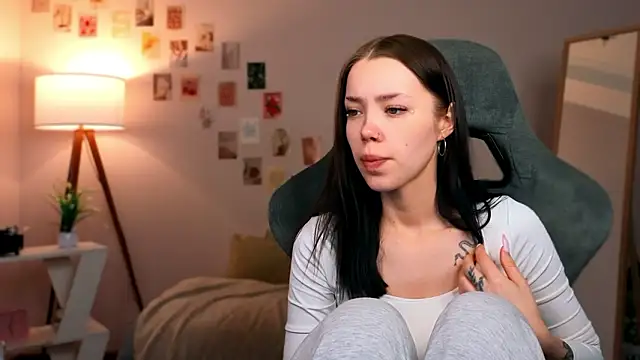 Vexnexe online show from February 2026 07:12:01 PM