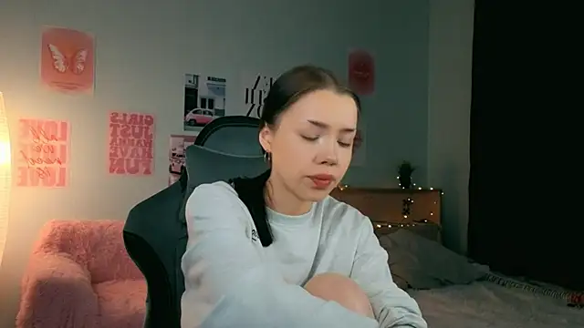 Vexnexe online show from February 2026 07:13:01 PM