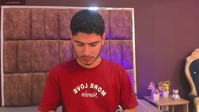 Apolo Gray online show from February 2026 06:21:02 AM