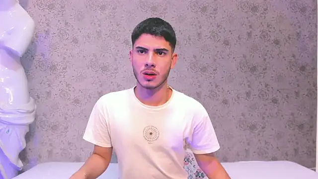 Apolo Gray online show from February 2026 02:53:01 AM