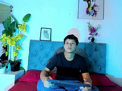 AlexDuMontt online show from February 2026 07:20:01 PM