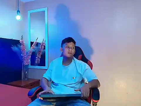 AlexDuMontt online show from February 2026 03:14:02 AM