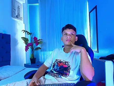 AlexDuMontt online show from February 2026 08:28:01 PM