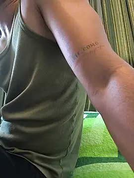 Snapshot of logan-31 chatting on February 2026 10:09:02 PM logan-31 online show from February 2026 10:09:02 PM