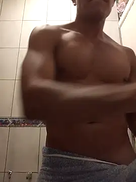 Snapshot of djmorenoo chatting on February 2026 09:39:02 PM djmorenoo online show from February 2026 09:39:02 PM