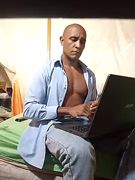 djmorenoo online show from March 2026 05:08:01 PM