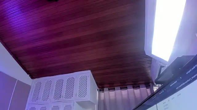  Kailythompson online show from February 2026 08:10:02 PM