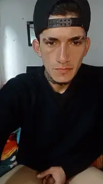 Alexwedcam online show from February 2026 07:02:02 PM