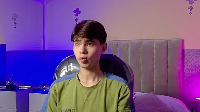 Derek Sinn online show from April 2026 01:07:01 PM