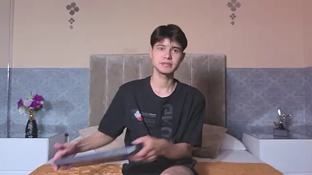 Derek Sinn online show from February 2026 07:47:01 PM