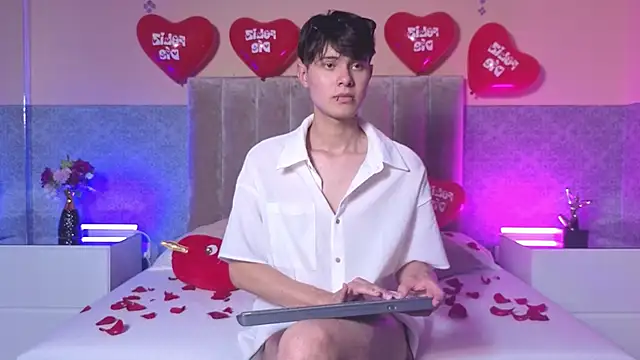 Derek Sinn online show from February 2026 09:15:01 PM