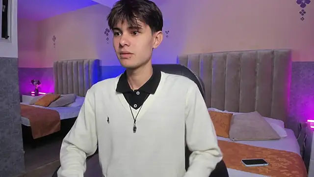 Derek Sinn online show from April 2026 08:04:02 PM