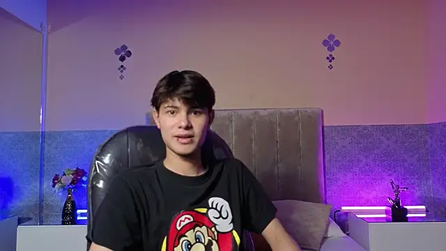 Derek Sinn online show from February 2026 08:08:02 PM