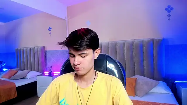 Derek Sinn online show from April 2026 07:30:01 PM