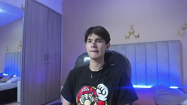 Derek Sinn online show from March 2026 07:48:02 PM