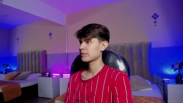 Derek Sinn online show from April 2026 07:54:01 PM