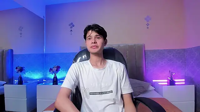 Derek Sinn online show from March 2026 08:25:02 PM