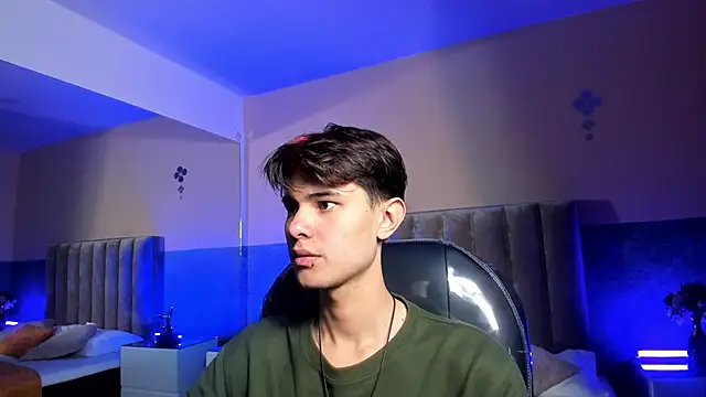 Derek Sinn online show from April 2026 08:20:02 PM