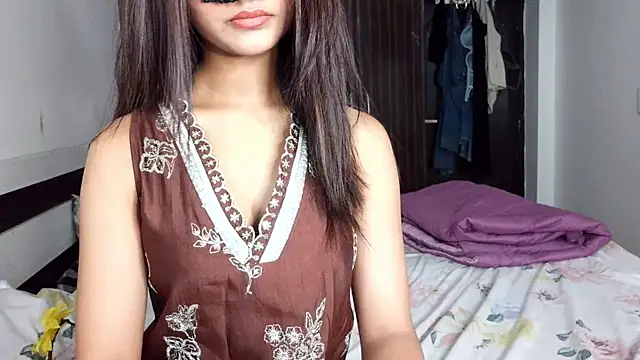 Alina Teen online show from June 2026 12:10:02 PM