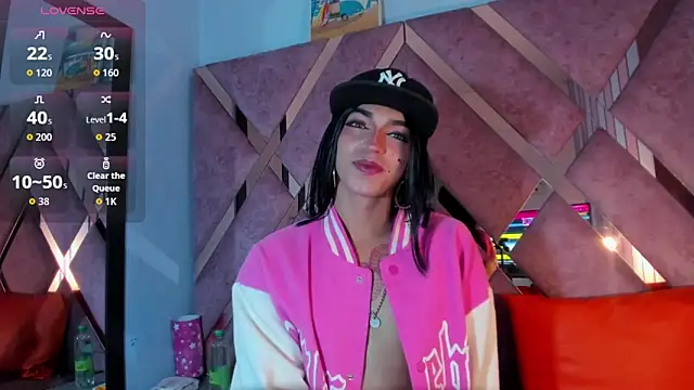 Snapshot of MeghanQueen__ chatting on February 2026 04:10:02 AM MeghanQueen online show from February 2026 04:10:02 AM