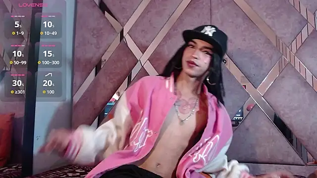 Snapshot of MeghanQueen__ chatting on February 2026 06:03:02 AM MeghanQueen online show from February 2026 06:03:02 AM