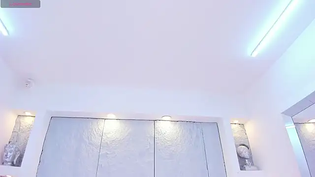 Ravenn21x online show from April 2026 10:38:02 PM