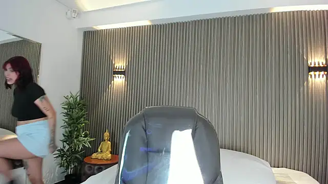 Ravenn21x online show from February 2026 11:34:01 AM