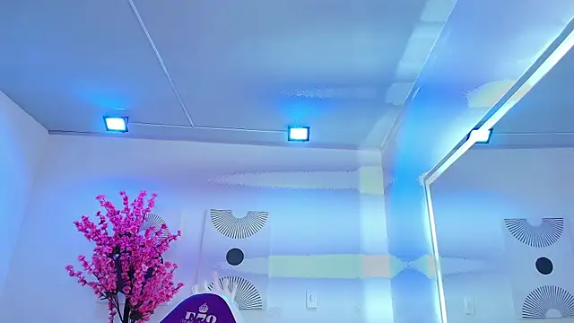 Madisson pitman online show from February 2026 08:19:02 PM