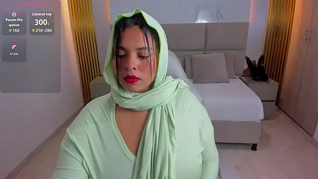 Snapshot of Nasira_sultan chatting on February 2026 02:17:02 AM Nasira sultan online show from February 2026 02:17:02 AM