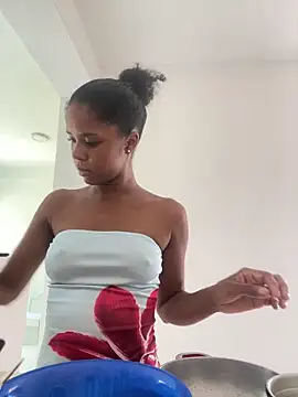 LIA PARKERR online show from February 2026 04:06:01 PM