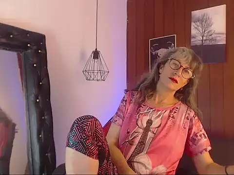 Snapshot of laurasofia45 chatting on February 2026 01:44:01 PM laurasofia45 online show from February 2026 01:44:01 PM